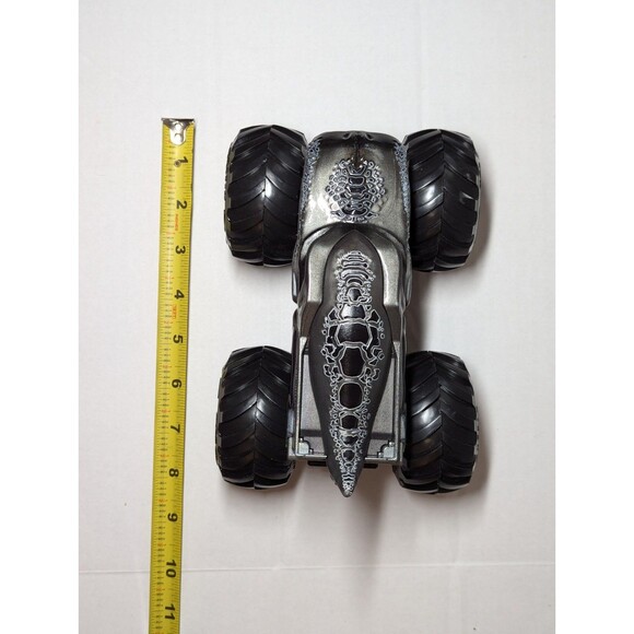 Monster Jam 1:24 Scale Mega-Wrex Gray Version - Picture 3 of 6